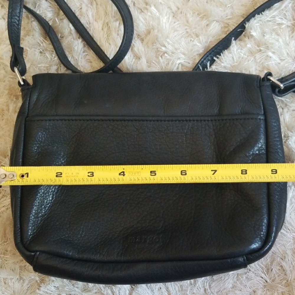 Forgot Small black leather crossbody purse top fla - Picture 5 of 6